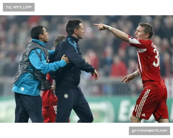 芬超赛场:埃尔维斯逆袭赫尔辛基,米图宁拉尔各建一功